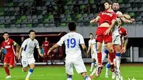 明星揭秘：背后的真实面貌